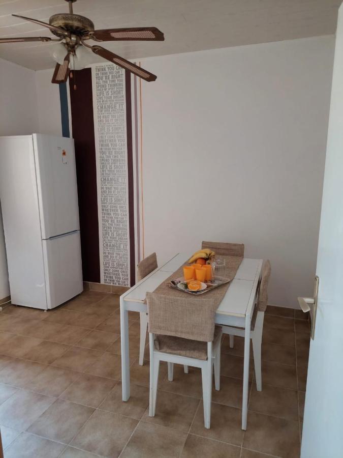 Apartment Galeb Lukovo Šugarje Exteriér fotografie